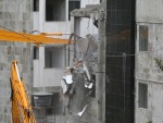 Veja imagens da demolição de prédio <br> no bairro  Buritis